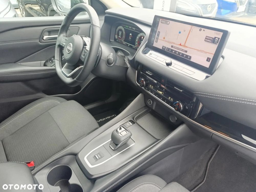 Nissan Qashqai 1.3 DIG-T mHEV N-Connecta Xtronic - 10