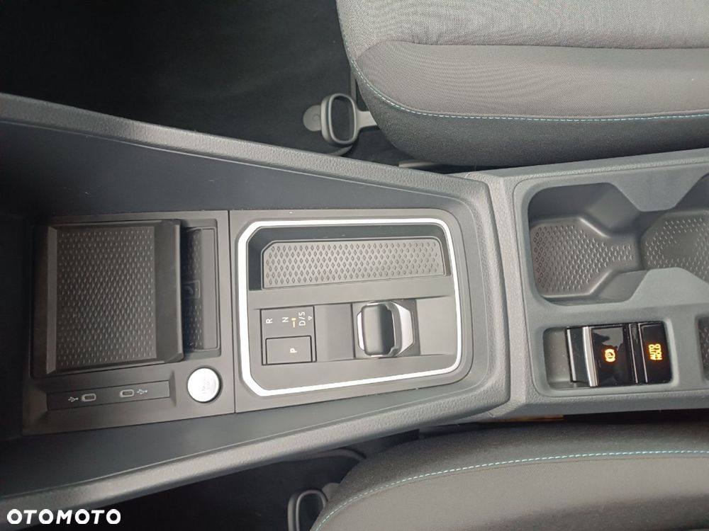 Ford Tourneo Connect Grand - 14