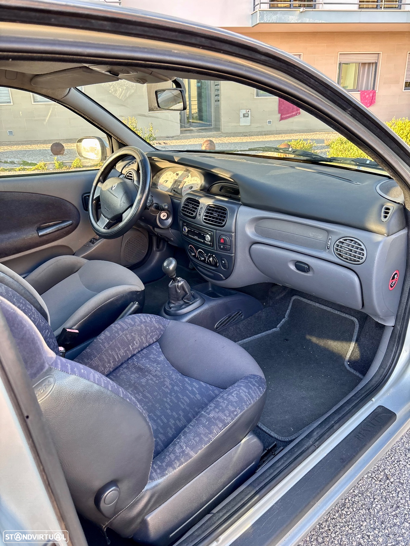 Renault Mégane Coupe 1.4 16V SL - 4
