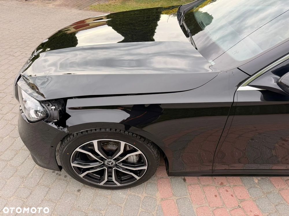 Mercedes-Benz Klasa E 300 de PHEV 4-Matic Avantgarde 9G-Tronic - 25