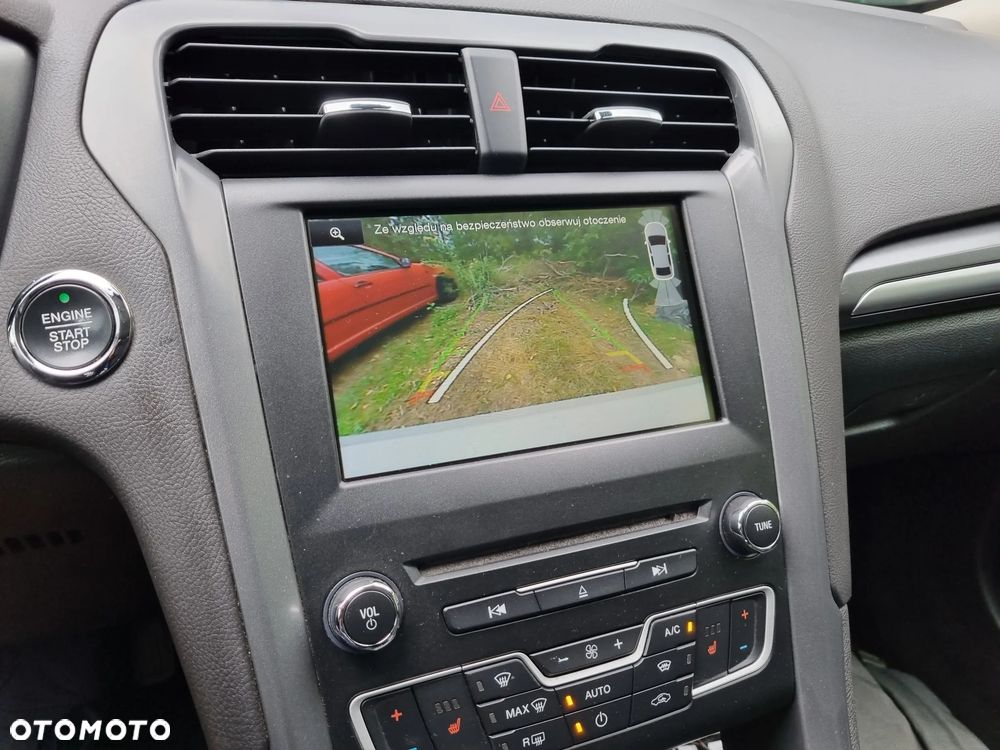 Ford Mondeo - 27