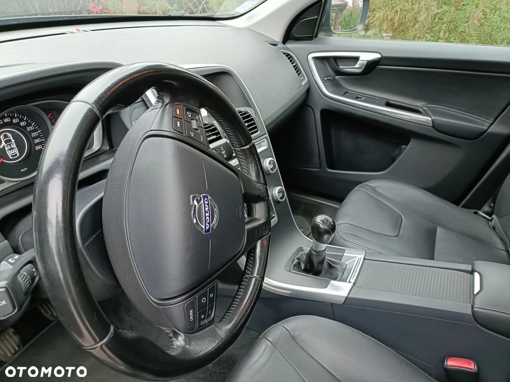Volvo XC 60 - 26