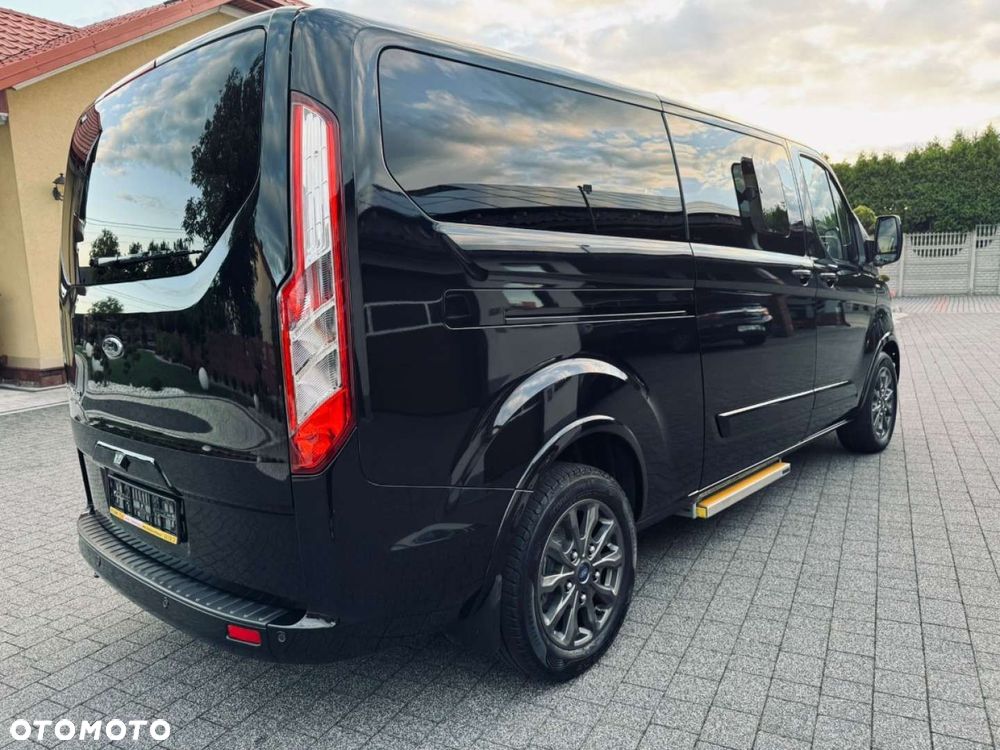 Ford Tourneo Custom - 6