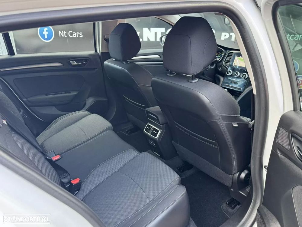 Renault Mégane Sport Tourer 1.6 E-Tech Plug-In Hybrid Equilibre - 19