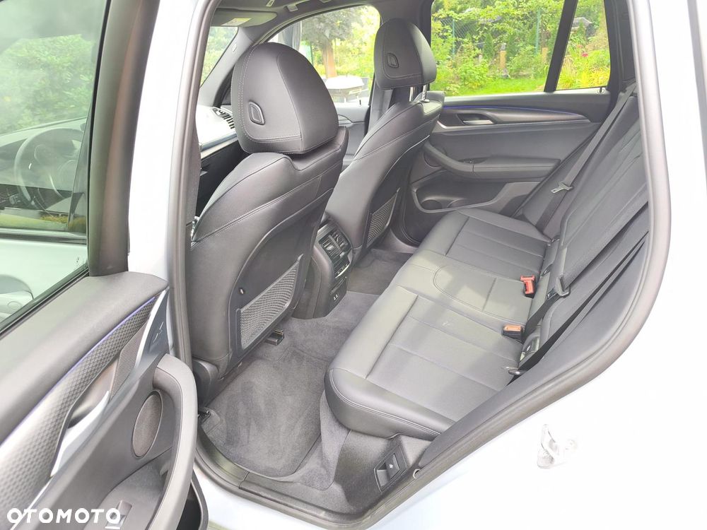 BMW X3 - 13