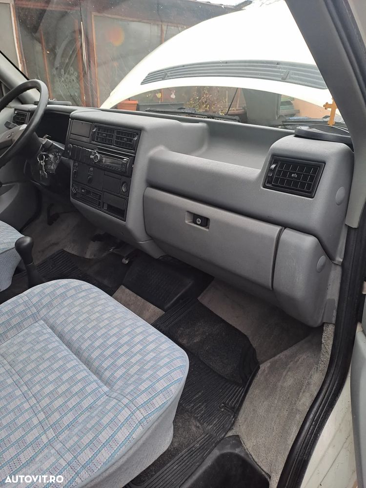 Volkswagen Transporter - 7