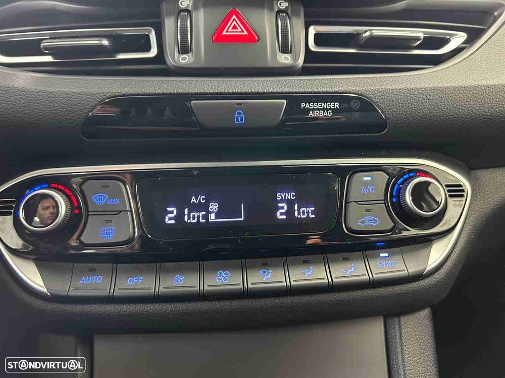 Hyundai i30 SW 1.0 T-GDi Style Plus - 12