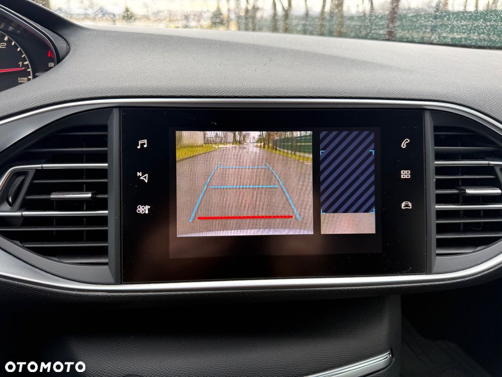 Peugeot 308 BlueHDi FAP 130 Stop & Start Style - 14