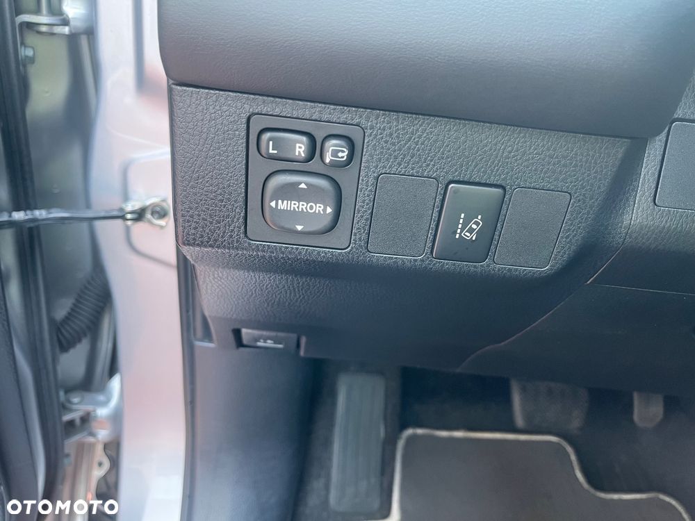Toyota RAV4 - 19