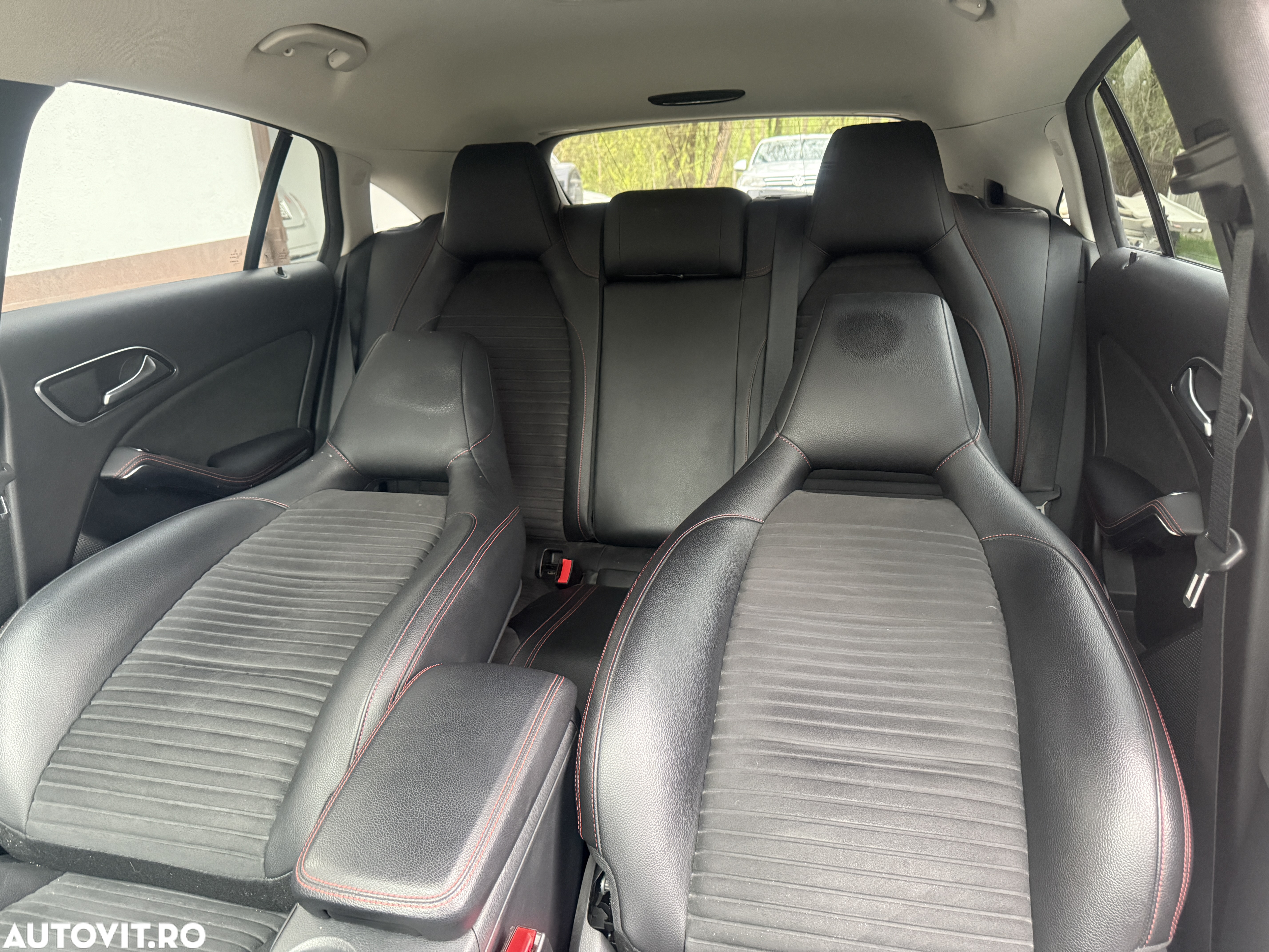 Mercedes-Benz CLA Shooting Brake 200 (CDI) d 4Matic 7G-DCT AMG Line - 11