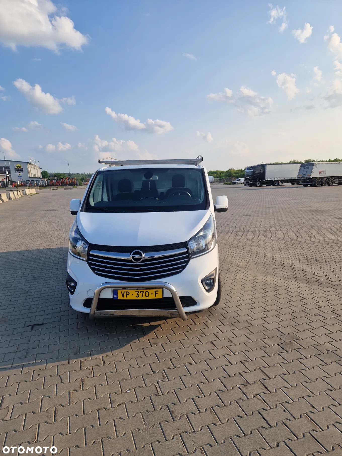 Renault trafic - 3