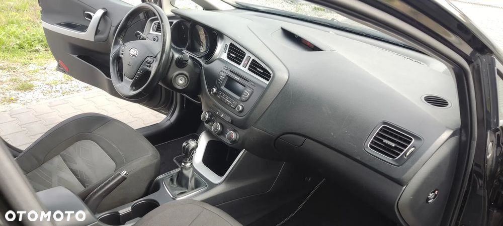 Kia Ceed 1.4 CVVT - 10