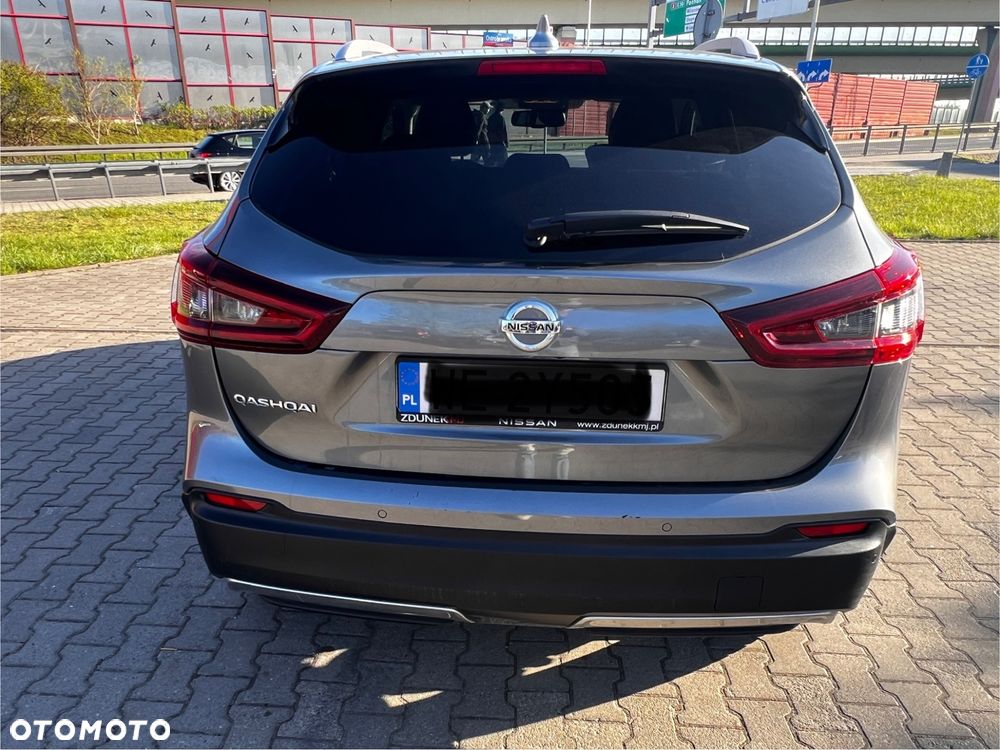 Nissan Qashqai 1.3 DIG-T N-Connecta DCT - 4