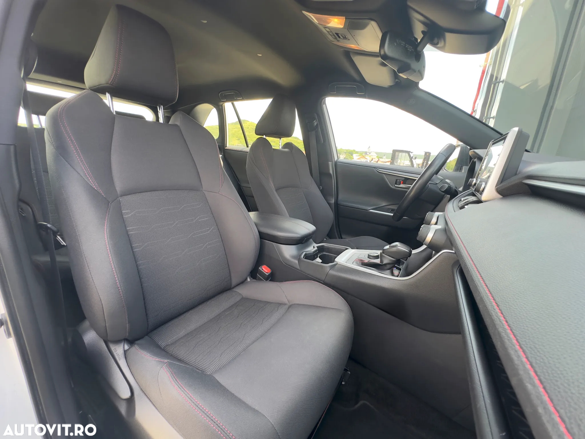 Toyota RAV4 - 22
