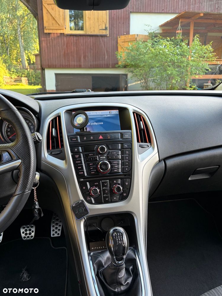 Opel Astra - 11