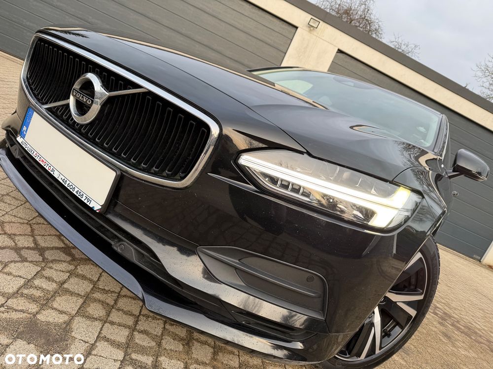Volvo S90 - 2