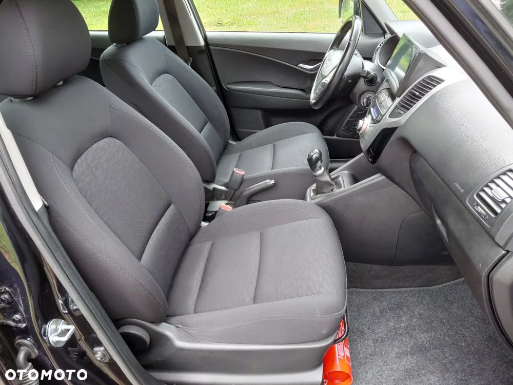 Hyundai ix20 1.4 blue Space+ - 14