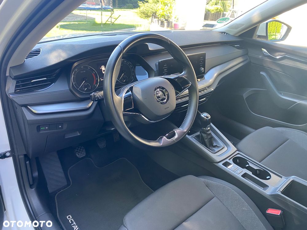 Skoda Octavia 1.0 TSI Active - 8
