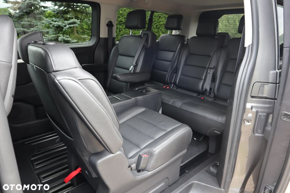 Toyota ProAce Kombi 2.0 D-4D Long 2,8t - 5