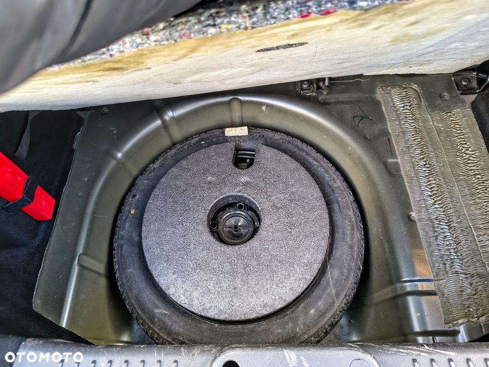 Ford Fiesta 1.6 EcoBoost ST - 28