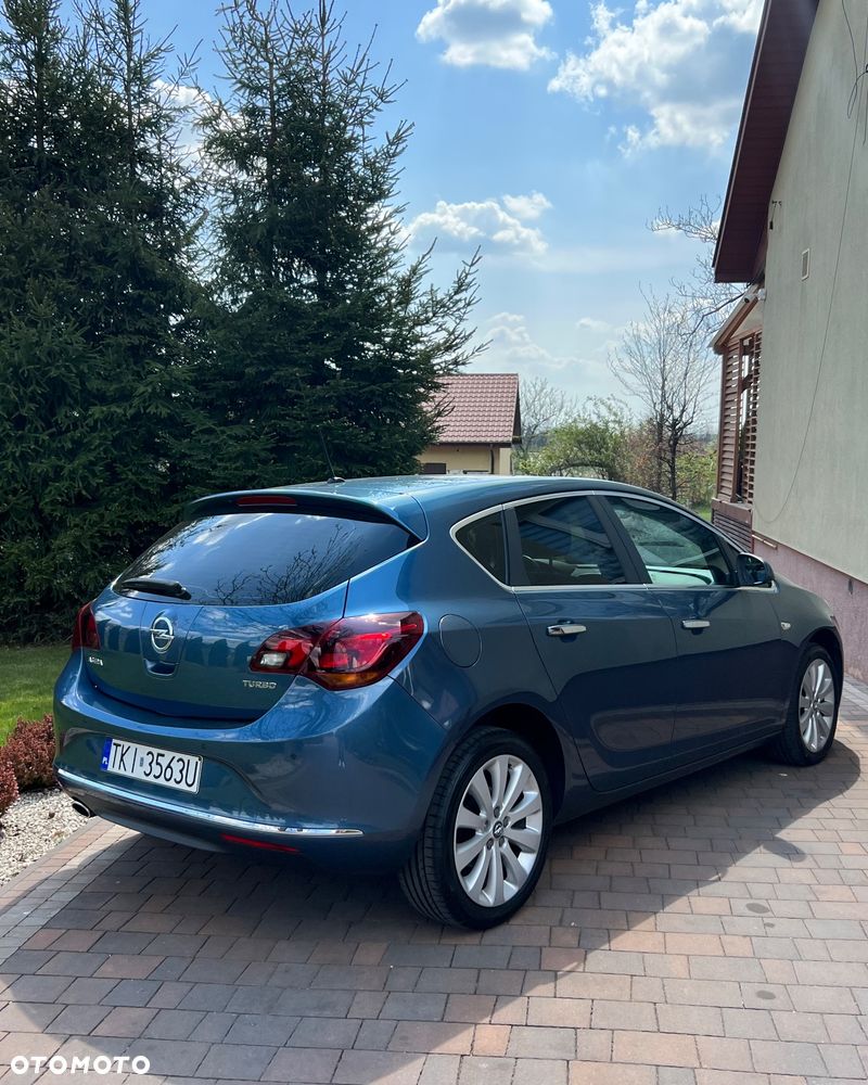 Opel Astra 1.4 T Cosmo - 3