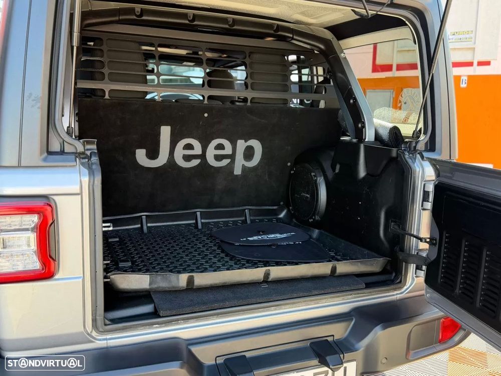 Jeep Wrangler Unlimited 2.2 CRD Rubicon AT - 24