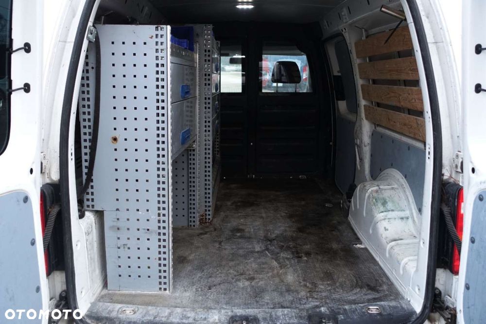 Volkswagen Caddy Maxi - 6