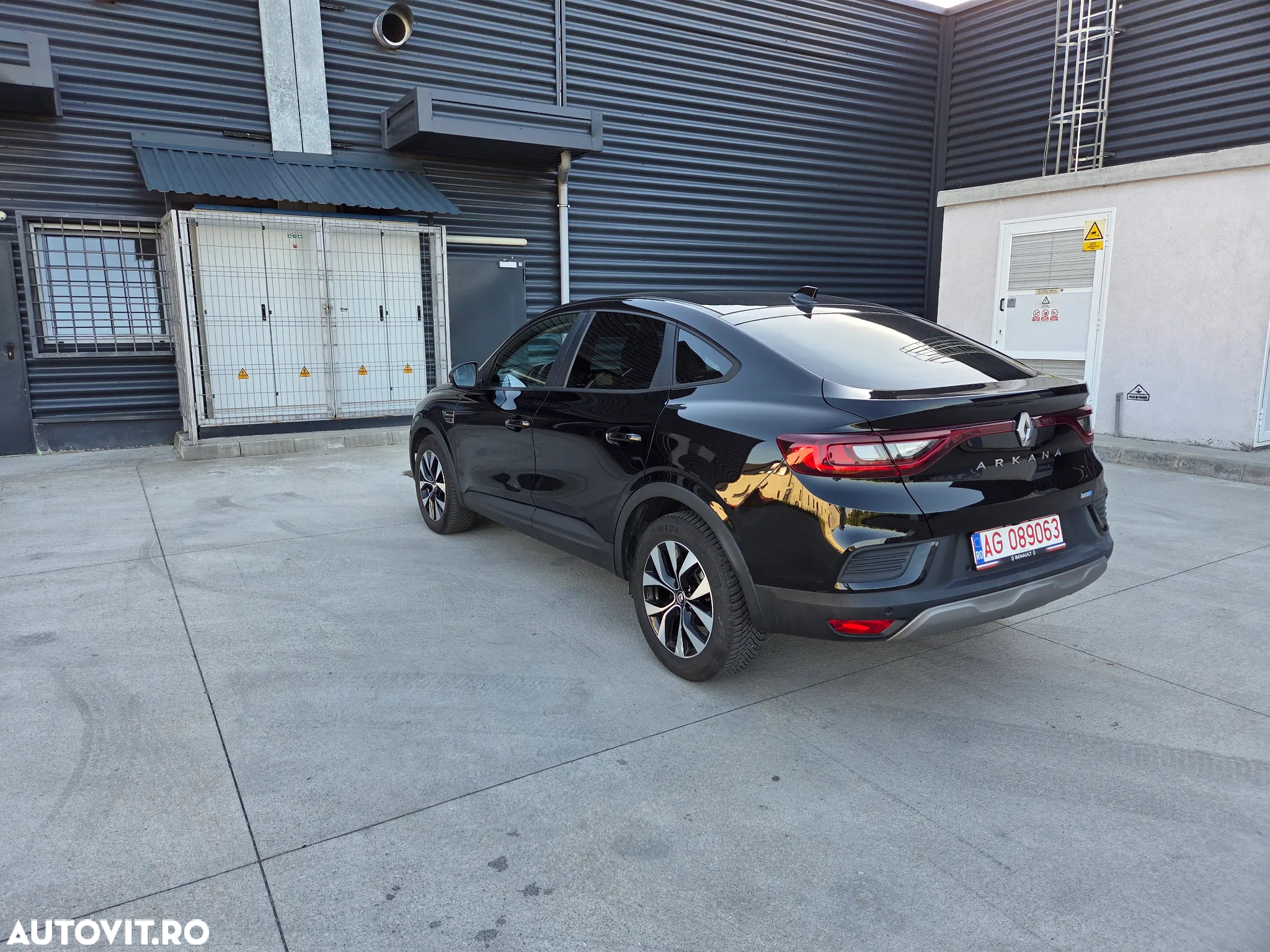 Renault Arkana E-TECH Hybrid 145 E-Tech Engineered - 11