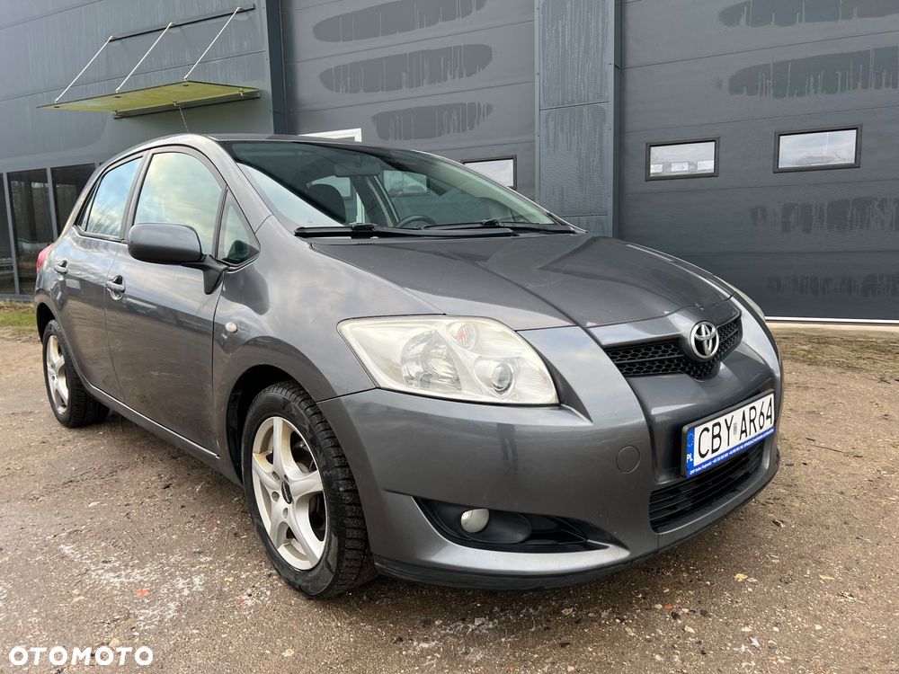 Toyota Auris 1.4 D-4D Luna - 3