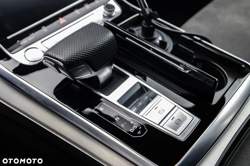 Audi Q8 50 TDI mHEV Quattro Tiptronic - 17