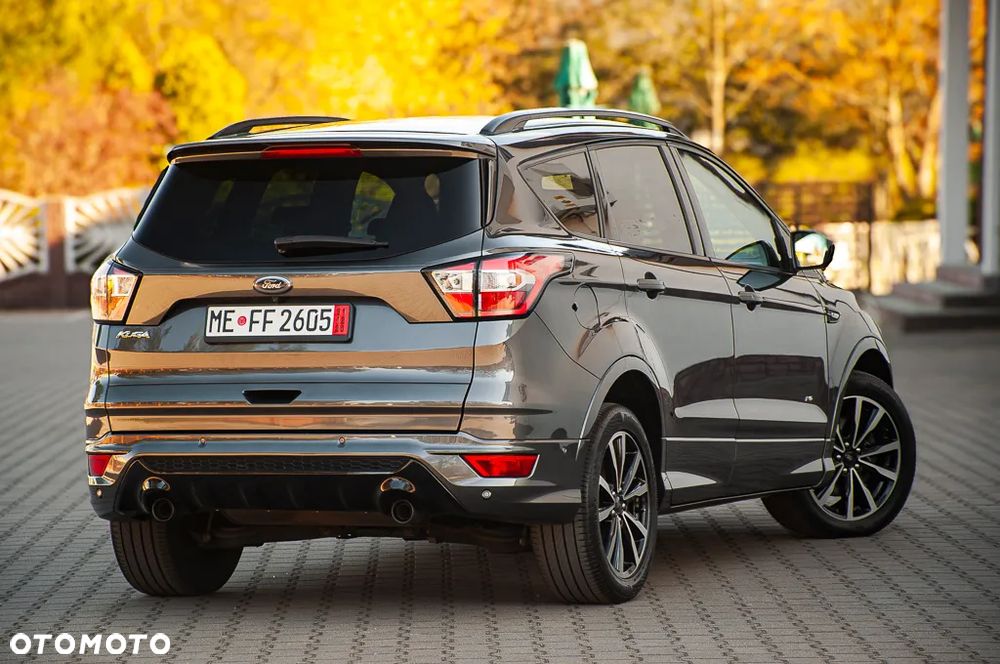 Ford Kuga 2.0 TDCi 4x4 ST-Line - 10