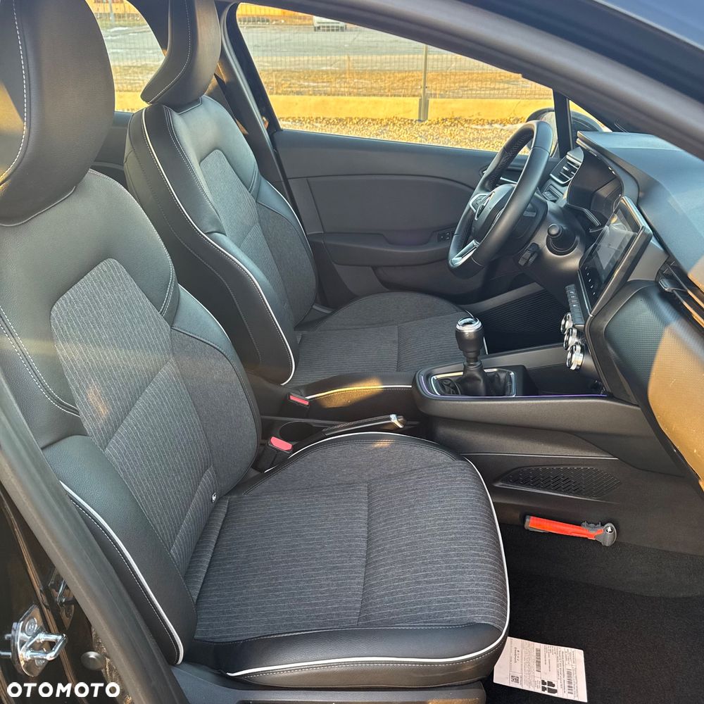 Renault Clio TCe 90 INTENS - 9
