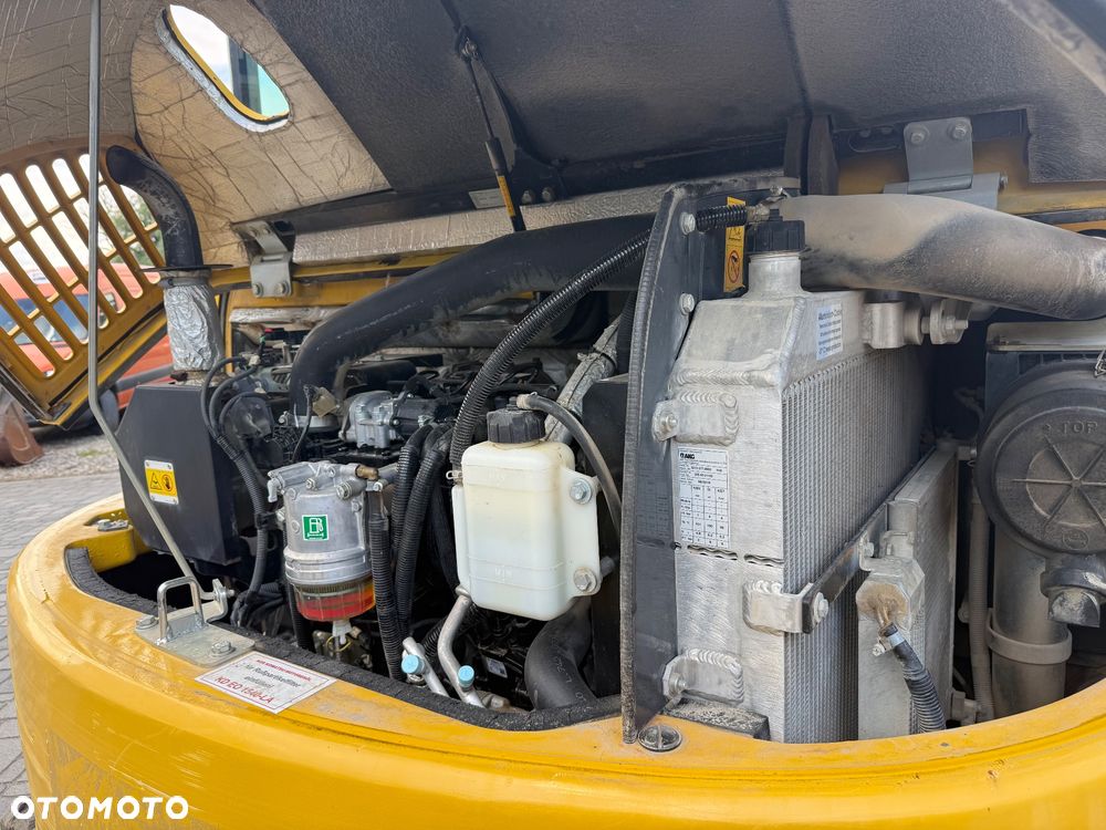Komatsu PC80MR-5EO - 16