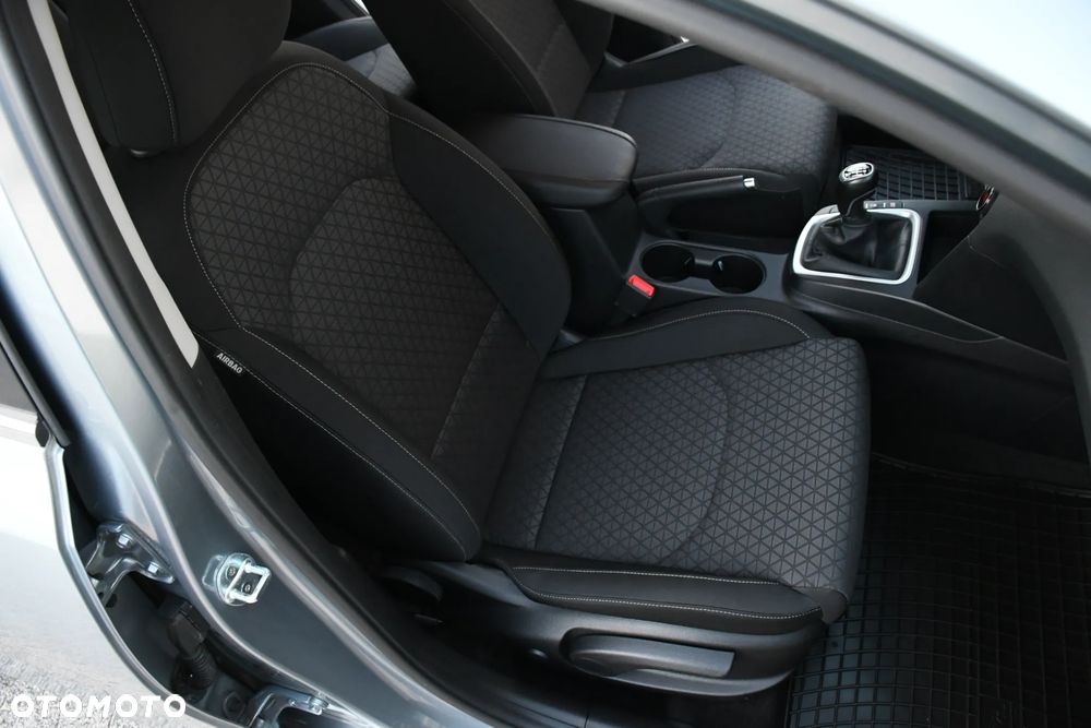 Kia Ceed 1.6 CRDi mHEV L Business Line - 26