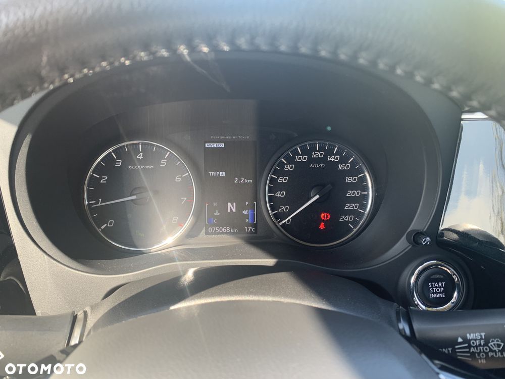 Mitsubishi Outlander - 10