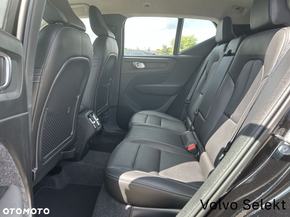 Volvo XC 40 - 24