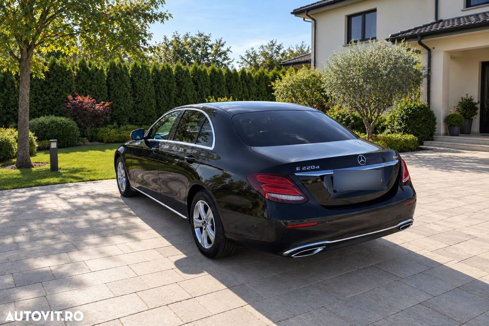 Mercedes-Benz E 2018 photo 5