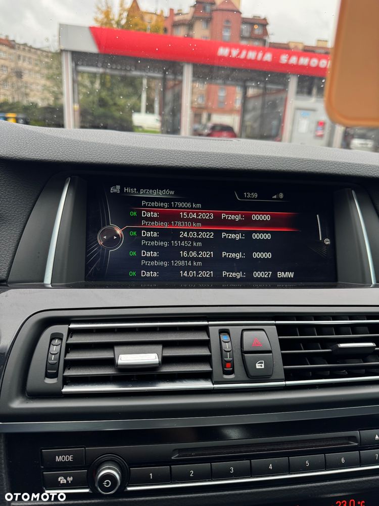 BMW Seria 5 520d Luxury Line - 25