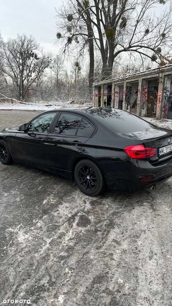 BMW Seria 3 318i Sport Line - 4