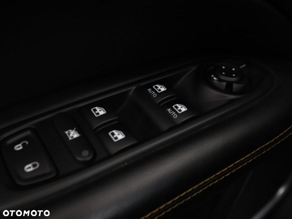 Jeep Compass 2.0 MJD Limited 4WD S&S - 28