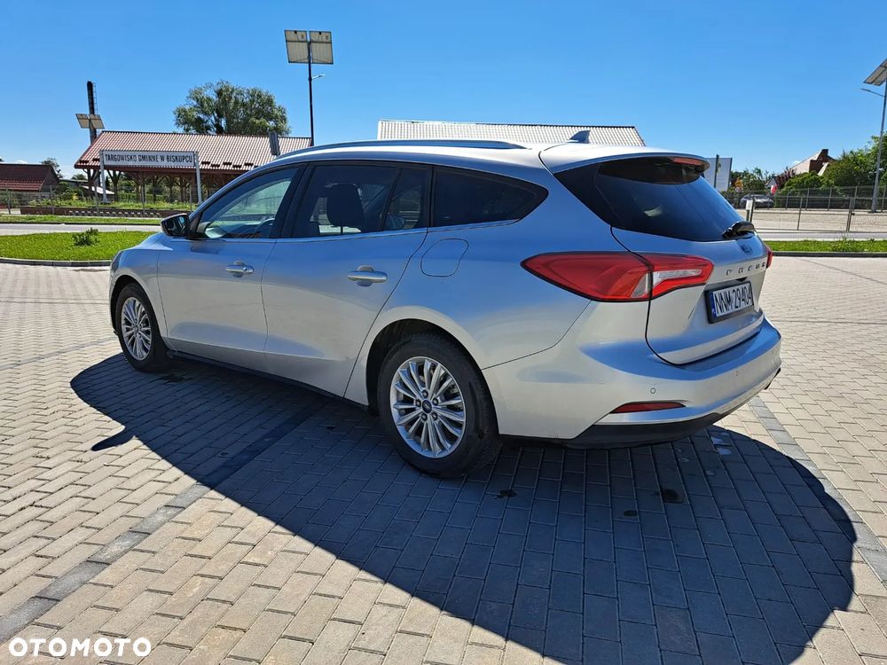 Ford Focus 1.0 EcoBoost Active - 3