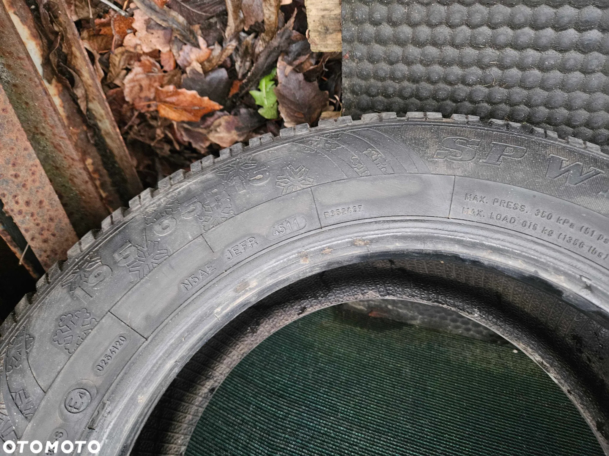 Opony Opona Zimowe 195/65 R15 4szt - 19