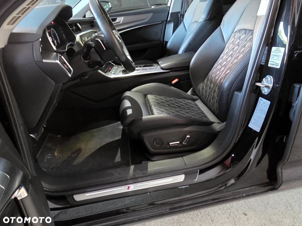 Audi A6 Avant 55 TFSI e quattro S tronic S line - 3