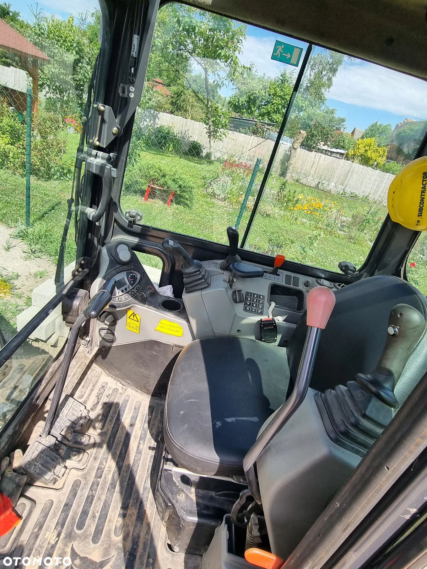 Bobcat E25 - 10
