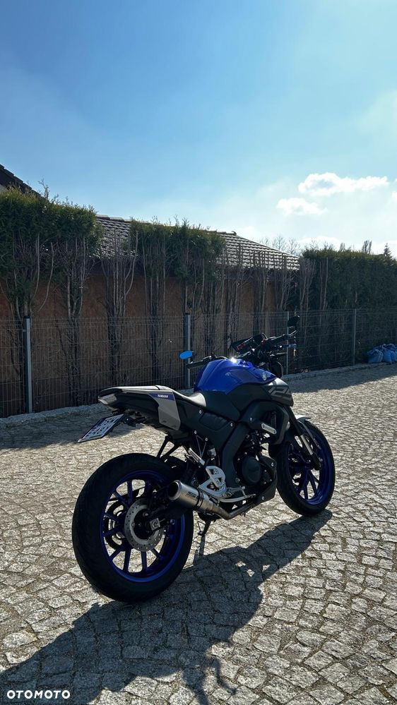 Yamaha MT - 4