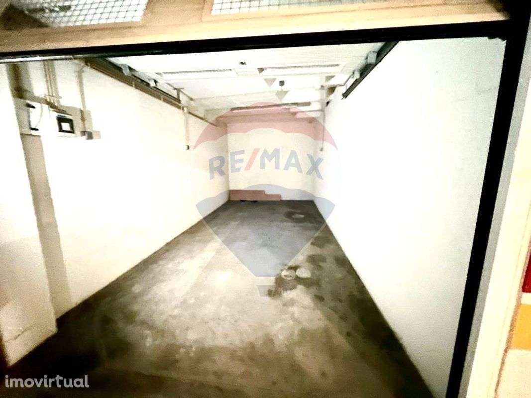 Garagem  para venda - Grande imagem: 2/9