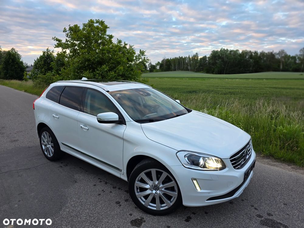 Volvo XC 60 D5 AWD Summum - 25