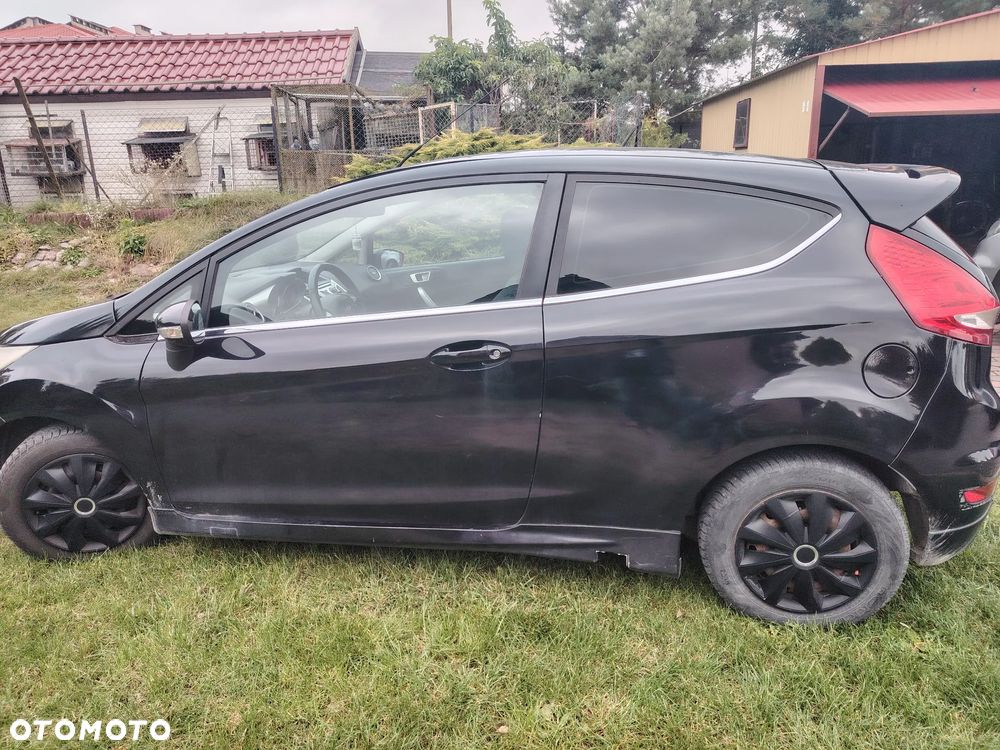 Ford Fiesta 1.25 Ambiente EU5 - 2