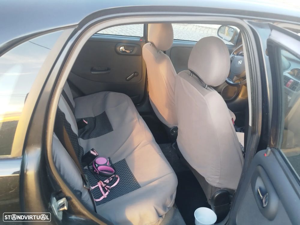 Opel Corsa 1.2 16V Cosmo - 5