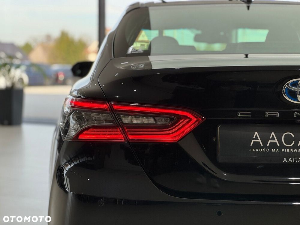 Toyota Camry 2.5 Hybrid Executive CVT - 39